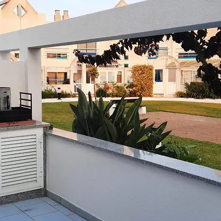 Aldeamento Triângulo Norte -praia Da - Casa Tipo T2 *