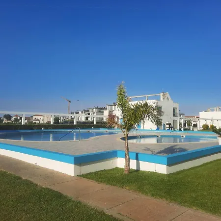 Aldeamento Triângulo Norte -praia Da - Casa Tipo T2 *